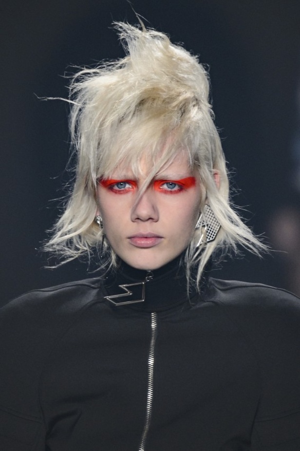 مجموعة Versus Versace للألبسة الجاهزة لخريف و شتاء 2017