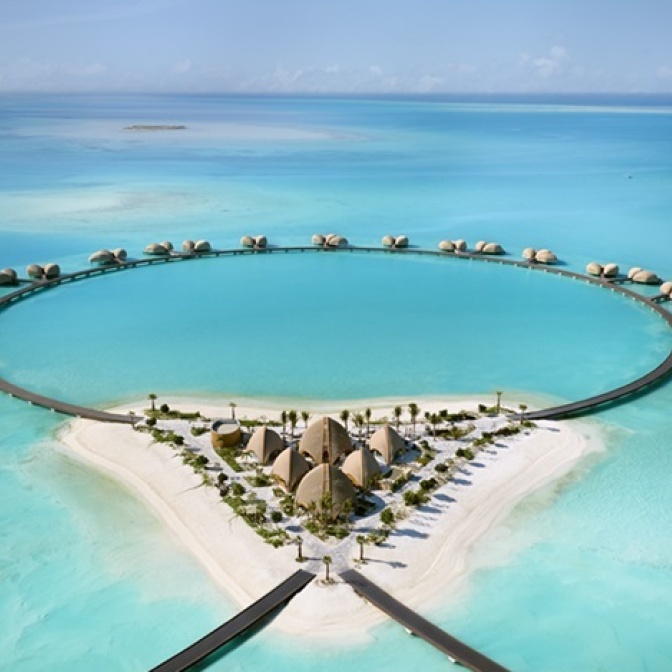 منــتجع "نجومه" محمية "ريتز-كارلتون" البحر الأحمر