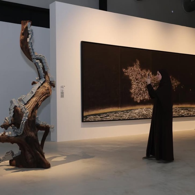 دليل هي لـ 7 معارض فنية تنتظر زوارها في العاصمة السعودية  - الصورة الرئيسية