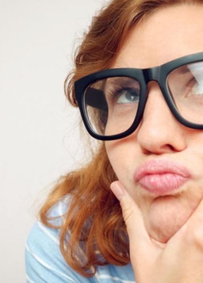  كثرة القلق و التفكير من علامات الذكاء