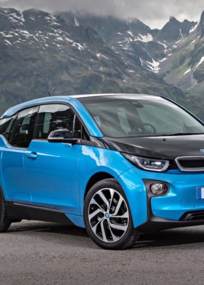 سعر أرخص موديل من مرسيدس الكهربائية 40 ألف يورو