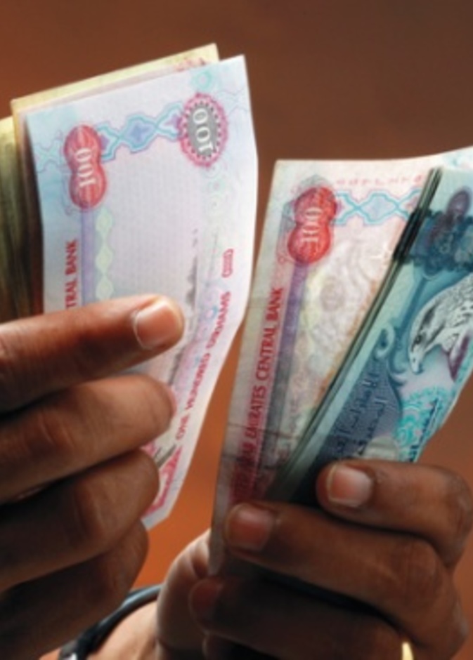 المتهمة أنفقت على حبيبها وشقيقه ببذخ شديد