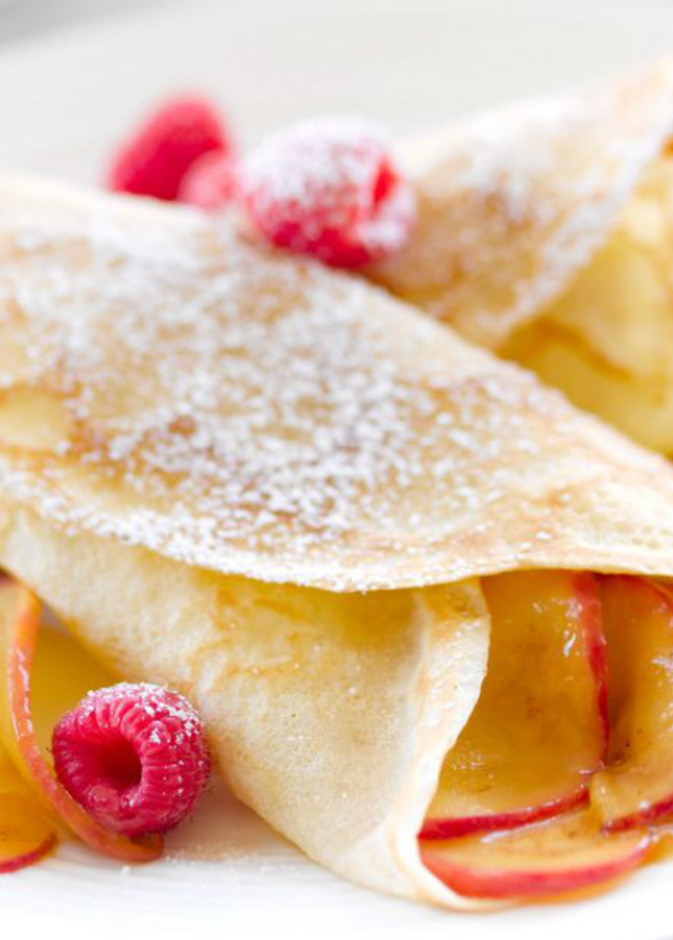  تحضير كافة مكونات الكريب الجافة والسائلة