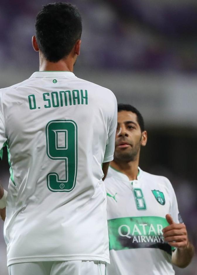 لاعبو الأهلي السعودي عوضوا غياب المهاجمين