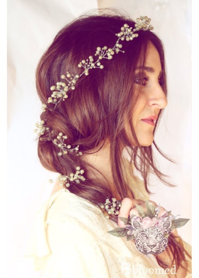 العروس باكسسوار مميز.