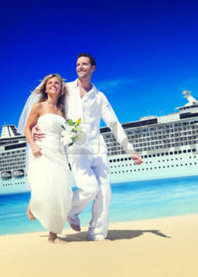 الرحلات البحرية تمنح للعرسان فرصة زيارة العديد من الامامن في رحلة واحدة