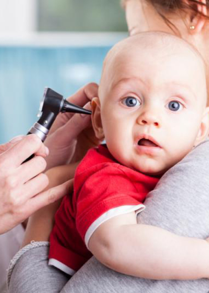 علامات التهاب الاذن عند الاطفال