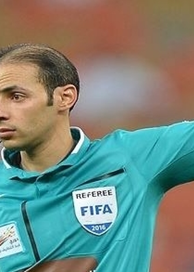 تركي الخضير يدير مباراة الهلال و الفيحاء في الجولة الأولى من الدوري السعودي