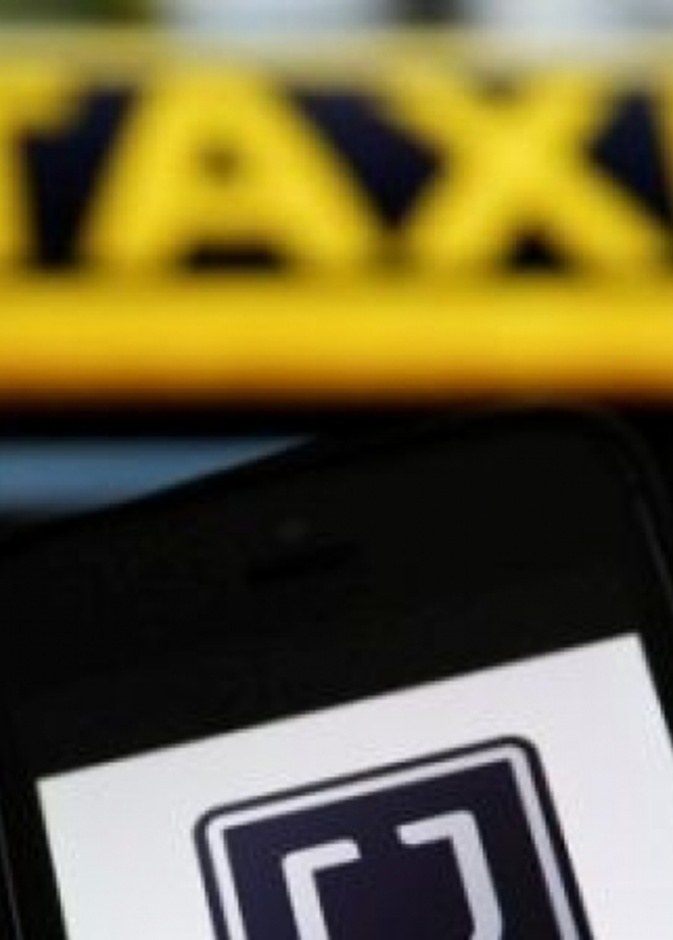  اطلاق خدمة الاجرة السياحية