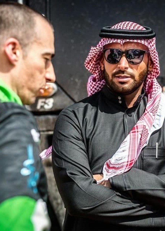 يزيد الراجحي بطل الراليات