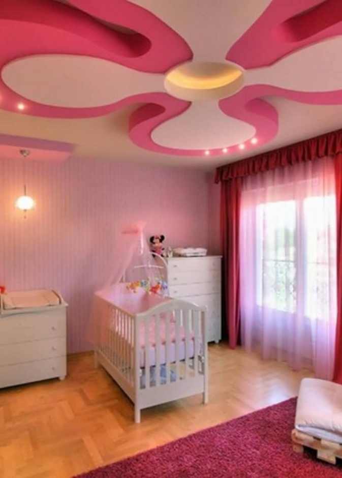 ديكور السقف بشكل وردة مصنوعة من الجبس