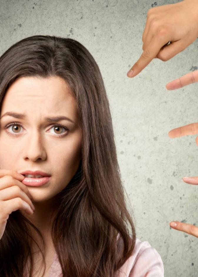 كيفية السيطرة على عقدة التقصير عند الأم
