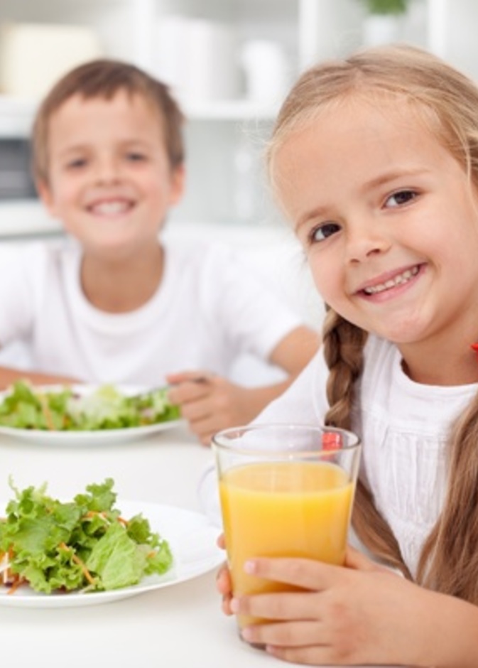 الاكل الصحى للأطفال يحميهم من الإصابة بالأمراض 