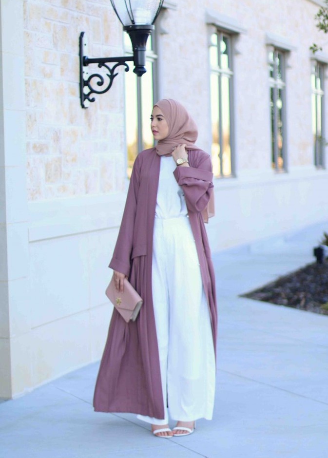 موديلات عبايات استقبال أنيقة للعروس في عيد الأضحى