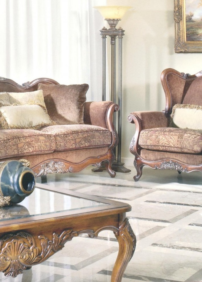 تصاميم الكنب المناسب لديكور كلاسيك لبيتك