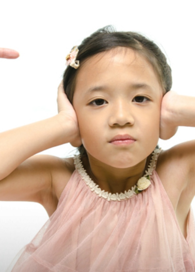 العنف اللفظي على الأطفاال