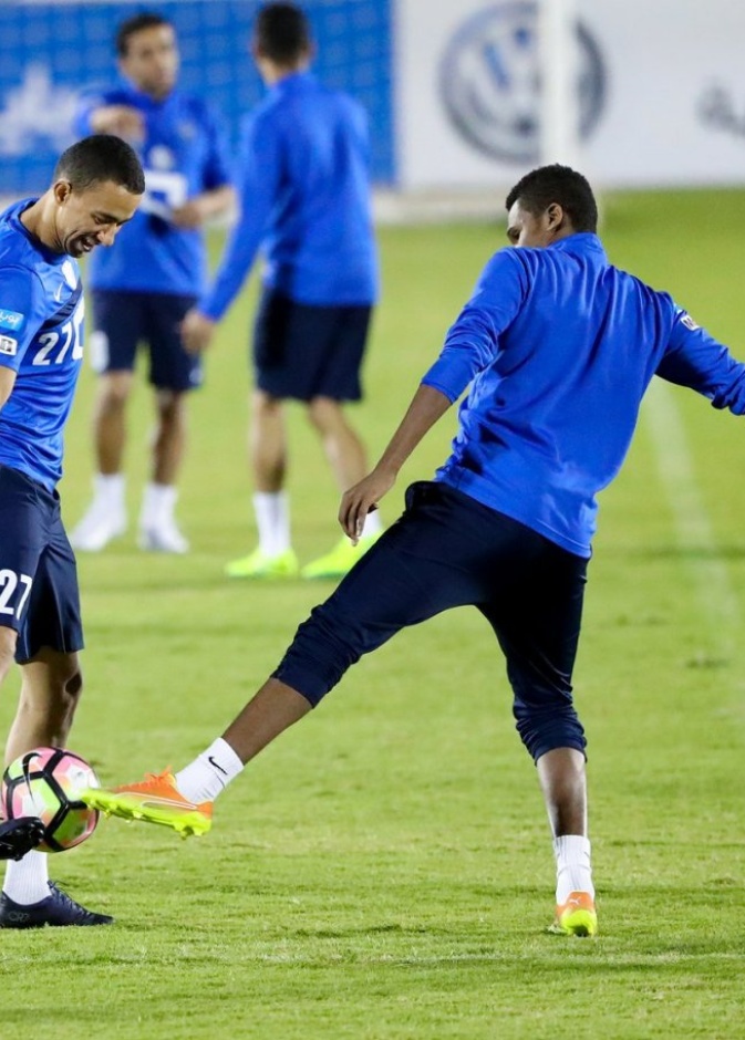 القنوات الناقلة لمباراة الهلال و الرائد