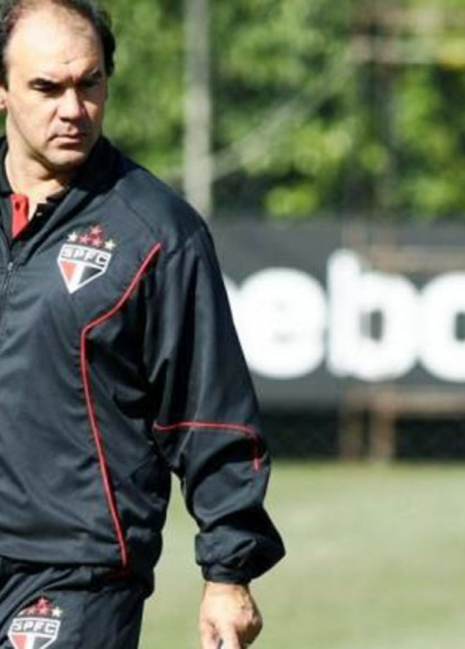 مدرب النصر البرازيلي ريكاردو غوميز