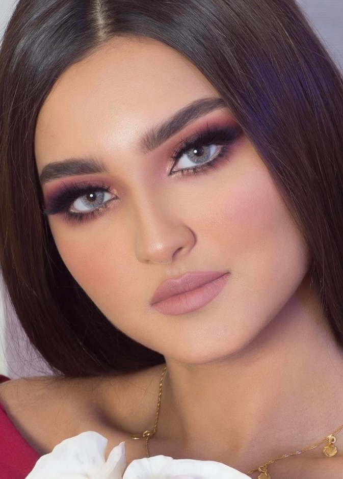المكياج الوردي الأجمل للصيف