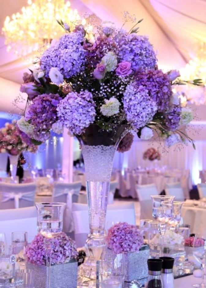 زينة طاولة أنيقة