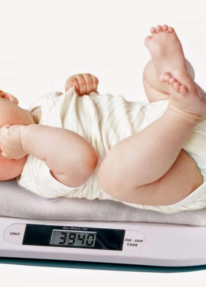  ماهو الوزن المثالي للاطفال منذ الولادة حتى عمر سنة