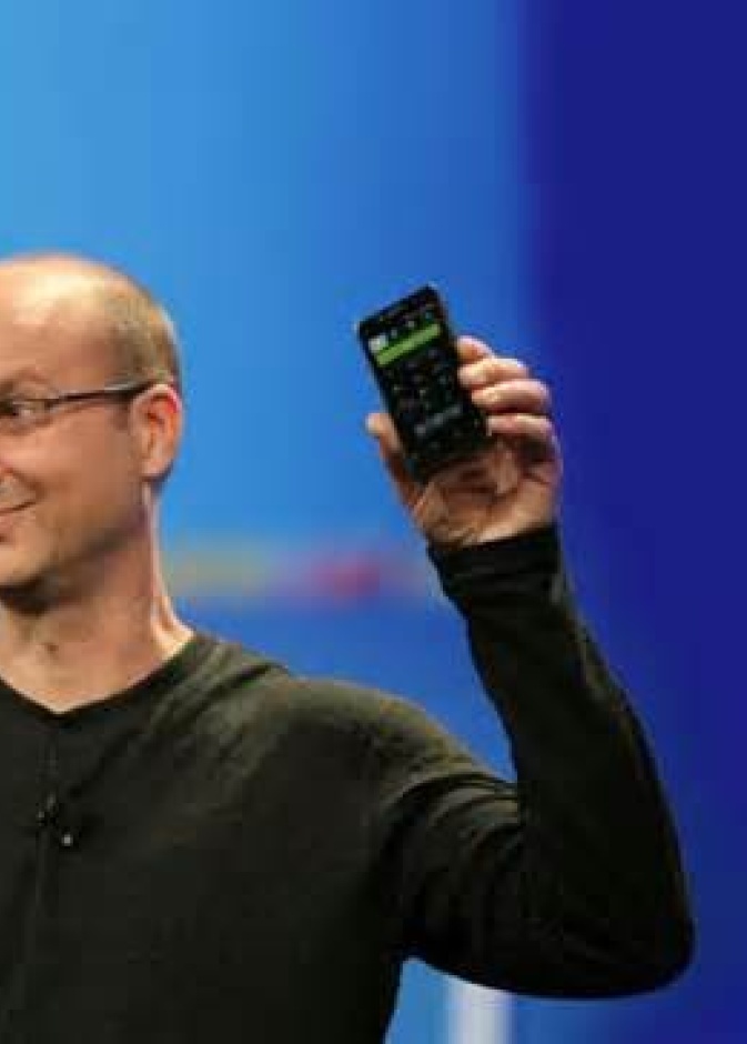 مخترع اندرويد يطرح هاتفا بمواصفات عالية