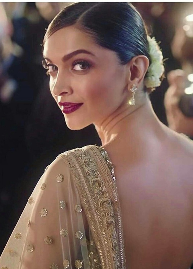 ديبيكا بادوكون رقم واحد بين نجمات بوليوود على انستغرام