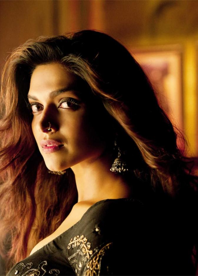 متحدث باسم ديبيكا بادوكون يعترف بإصابتها