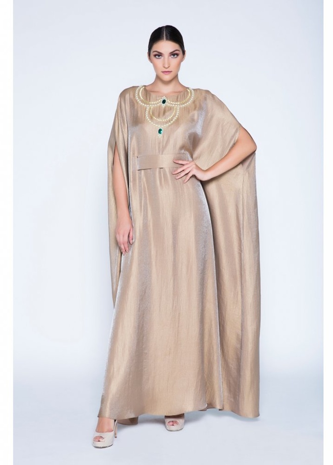 لون عباية مميز من عفة الدباغ