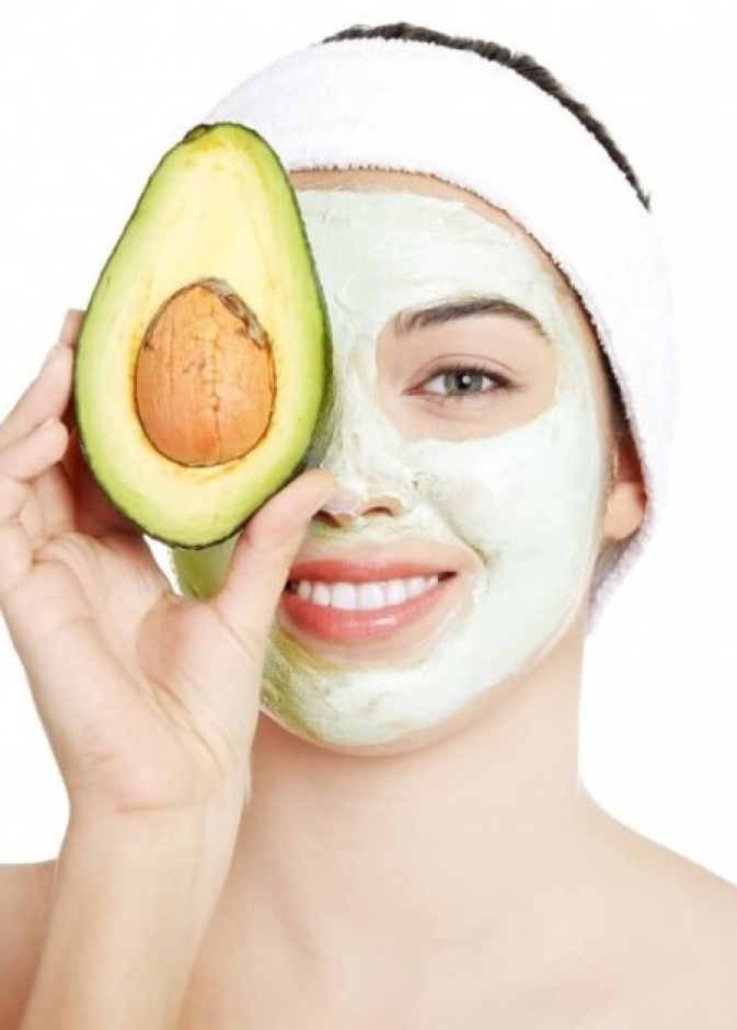 رطبي بشرتك بماسك الافوكادو