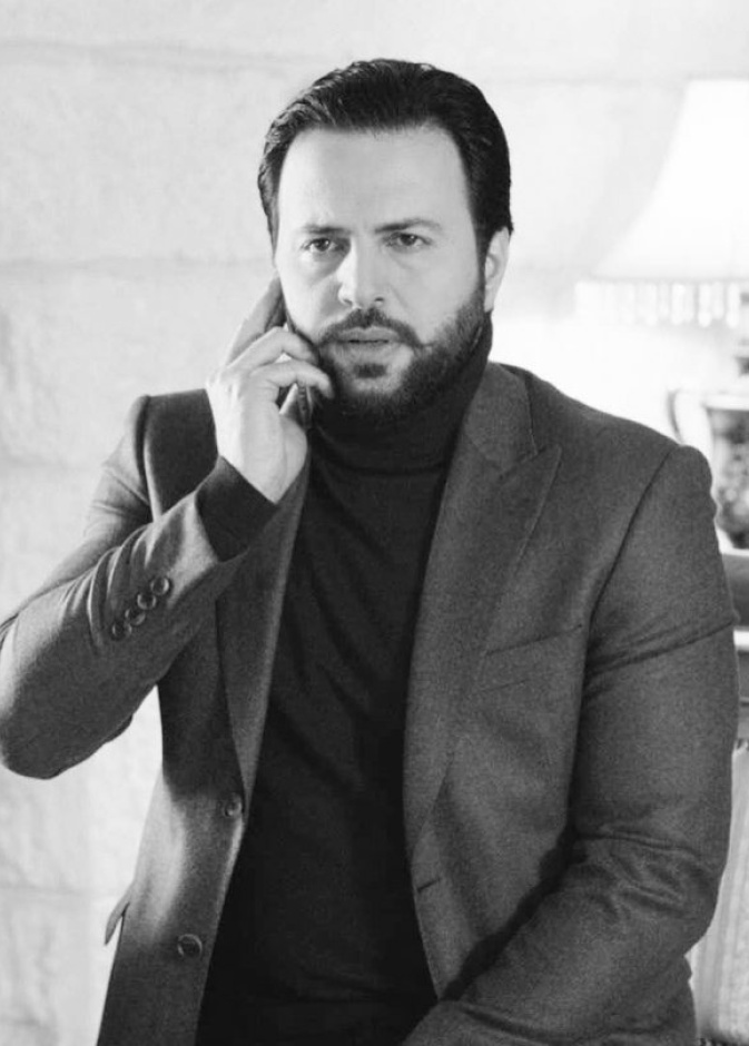 تليق به جاكيتات البلايزر بالقصّات الشبابية