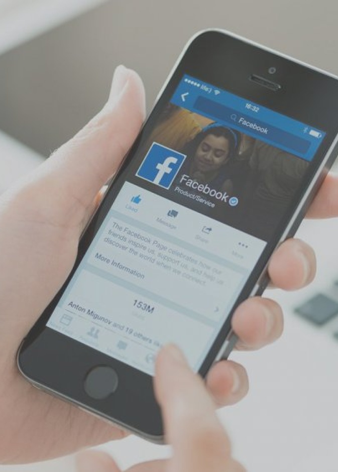 قريبا فيسبوك يحتفل بـ 2 مليار مستخدم