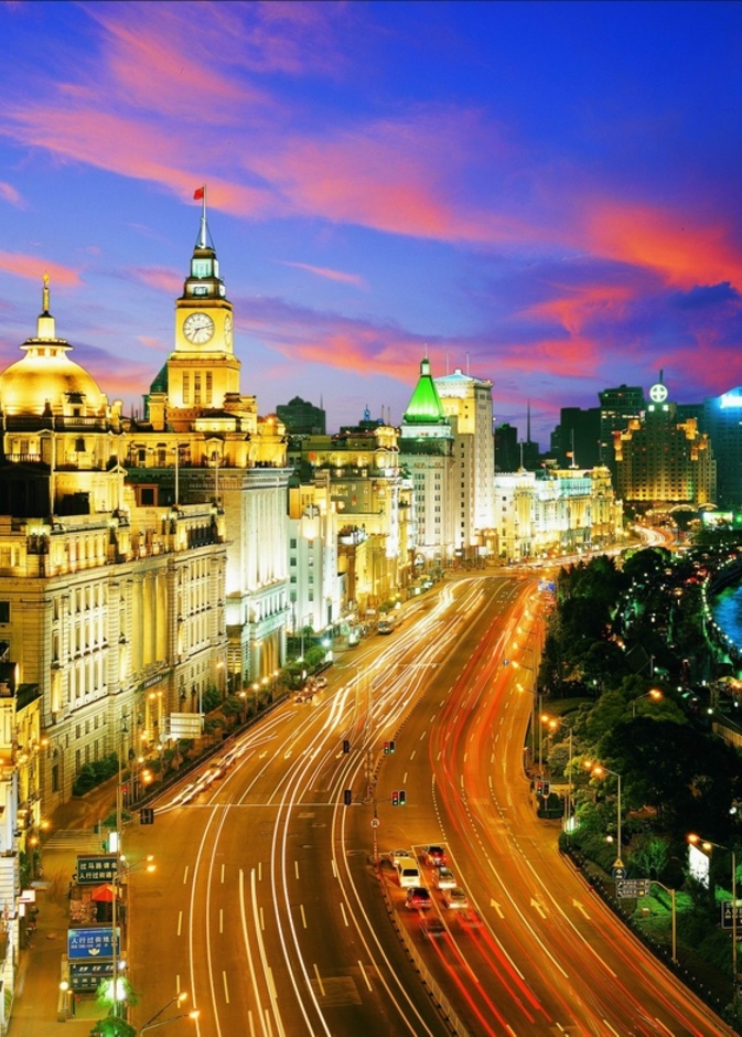 ذا بوند أو وايتان واحدة من أشهر المعالم السياحية في مدينة شنغهاي