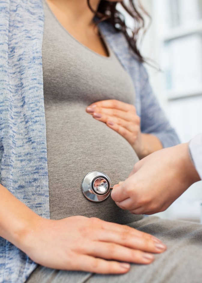 اعراض تسمم الحمل في الشهر الثامن وطرق علاجه