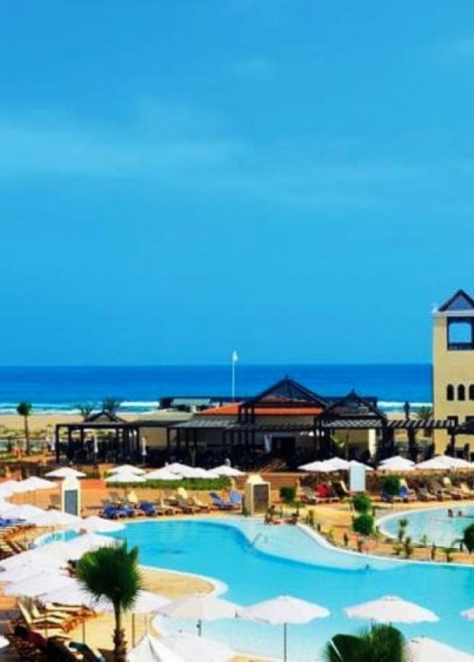 تعد شواطئ بلدة سيدي كاوكي المغربية بديل رائع لشواطئ منطقة الصويرة القريبة.