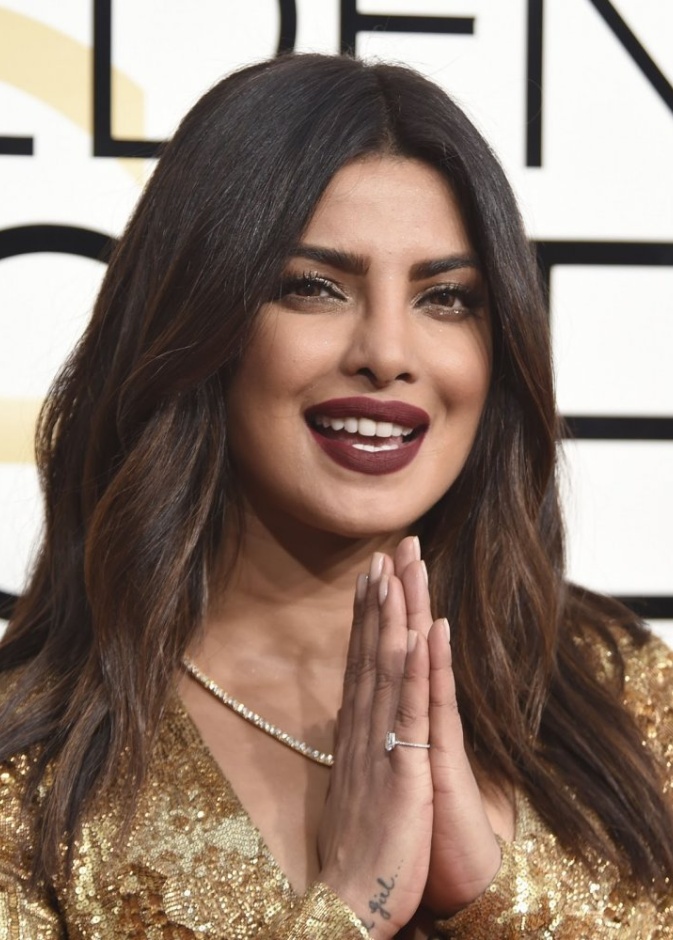 بريانكا تشوبرا على موعد مع الجوائز أثناء النوم