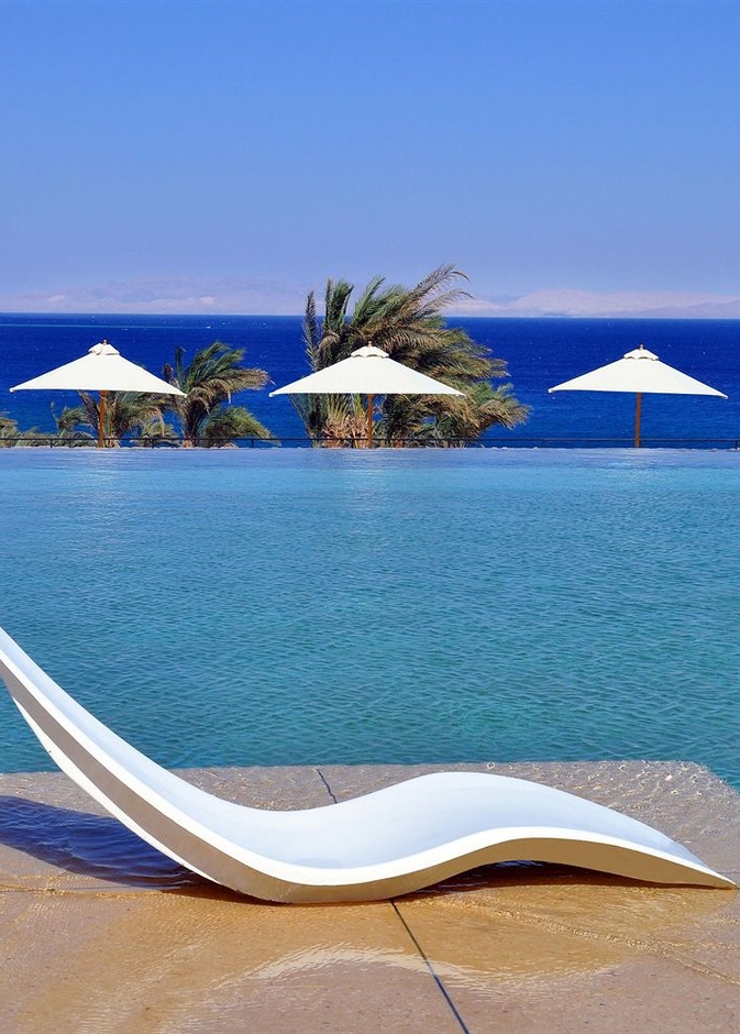 شاطئ مدينة سونكن في سهل حشيش 