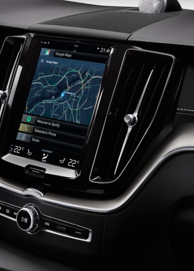 تعاون جديد بين جوجل و فولفو تطوير اندرويد خاص بالسيارات