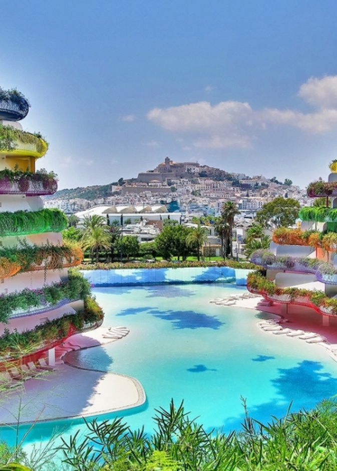 تنتمي جزيرة إيبيزا إلى مجموعة جزر البليار الإسبانية