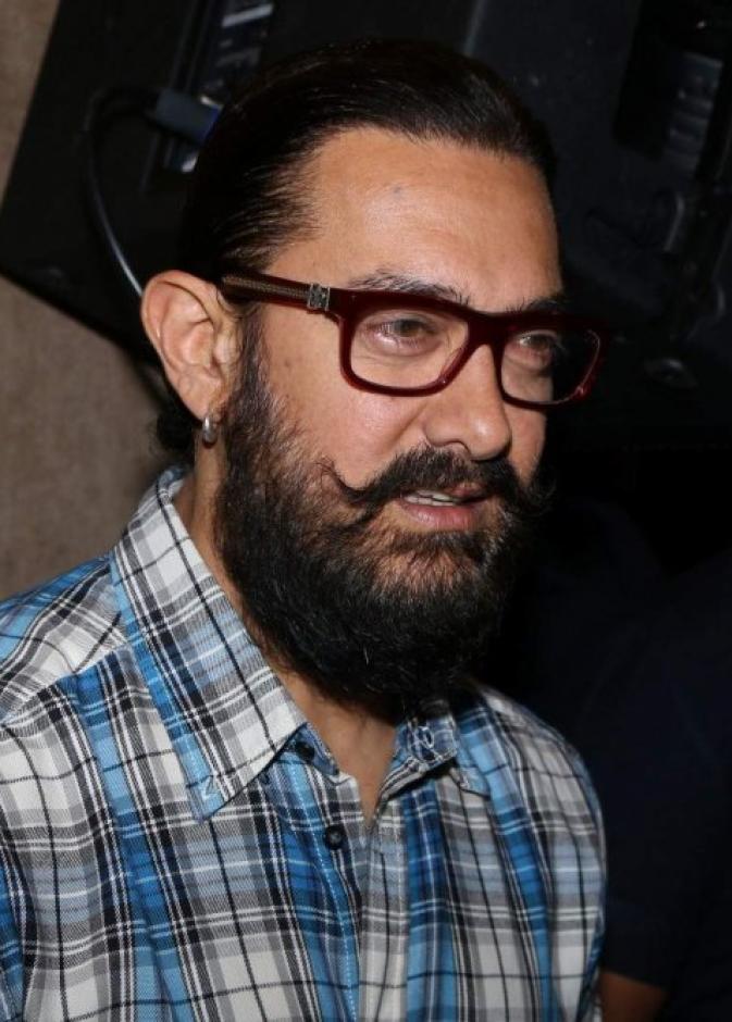 عامر خان يرفض العمل السياسي