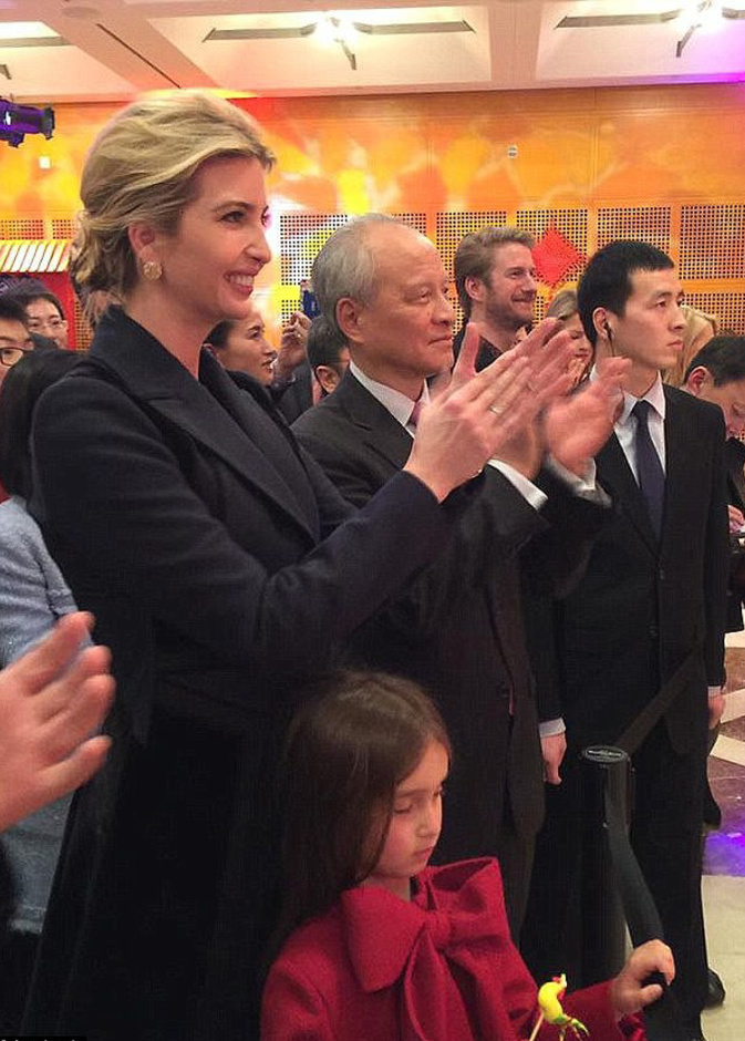 حفيدة دونالد ترامب ترحب بالرئيس الصيني وزوجته