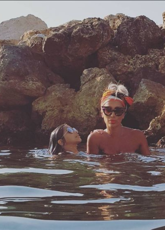 مايا دياب على البحر