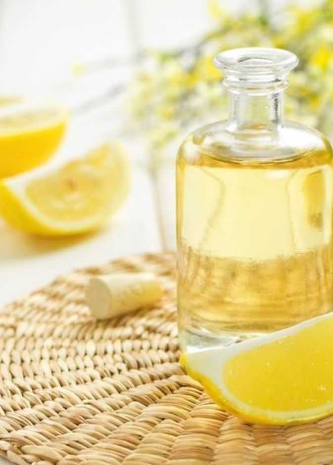 زيت الليمون يعالج مشاكل بشرة الوجه