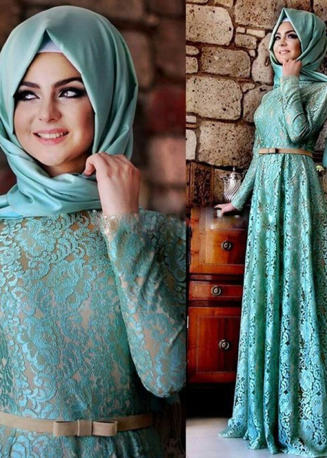 فساتين سواريه محجبات دانتيل مع الألوان الجريئة