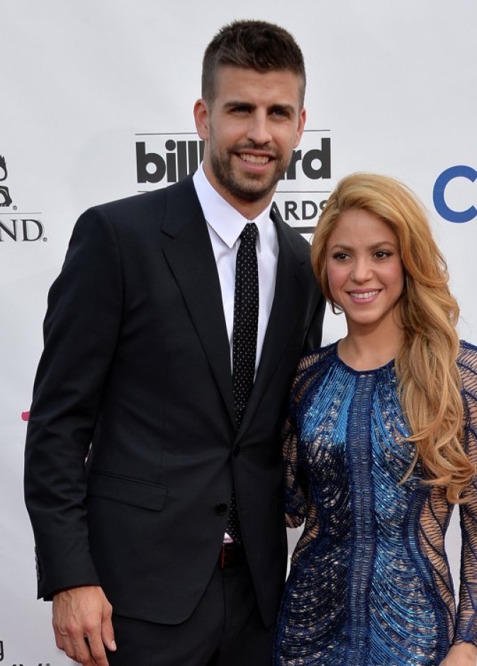 النجمة شاكيرا وزوجها جيرارد بيكيه