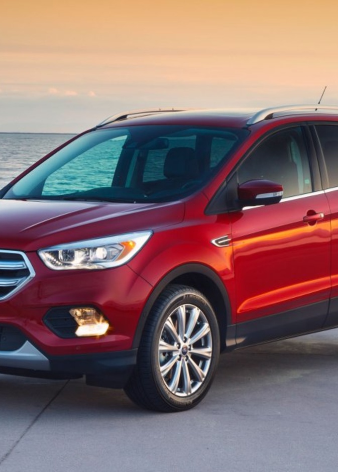 دخلت شركة فورد الأمريكية المنافسة على سوق سيارات الدفع الرباعي في العالم بسيارة فورد إسكيب