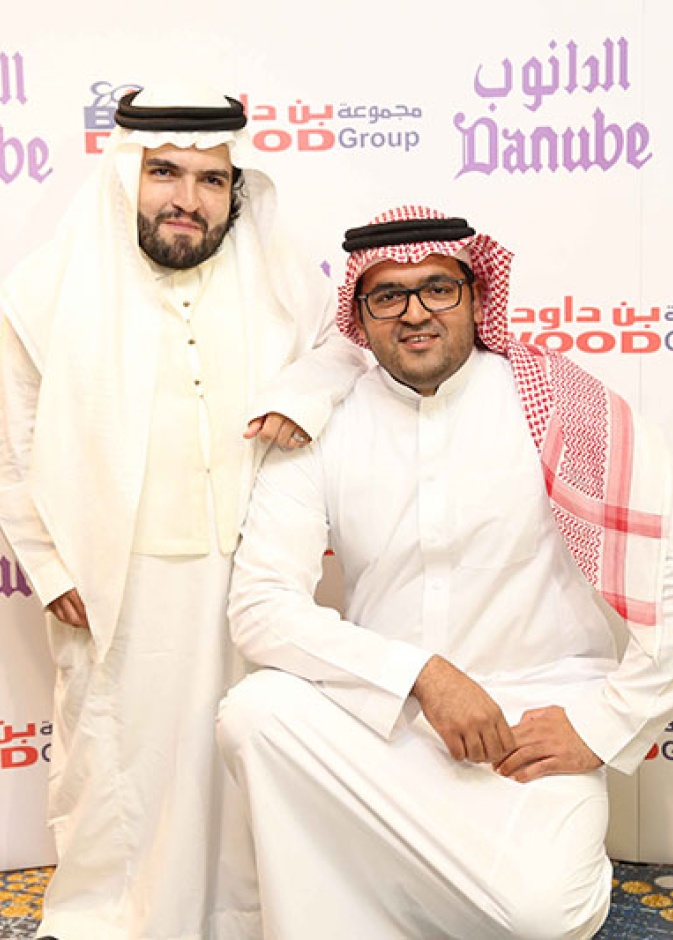 أحمد عبدالرازق بن داود  وماجد بن محمد الطحان
