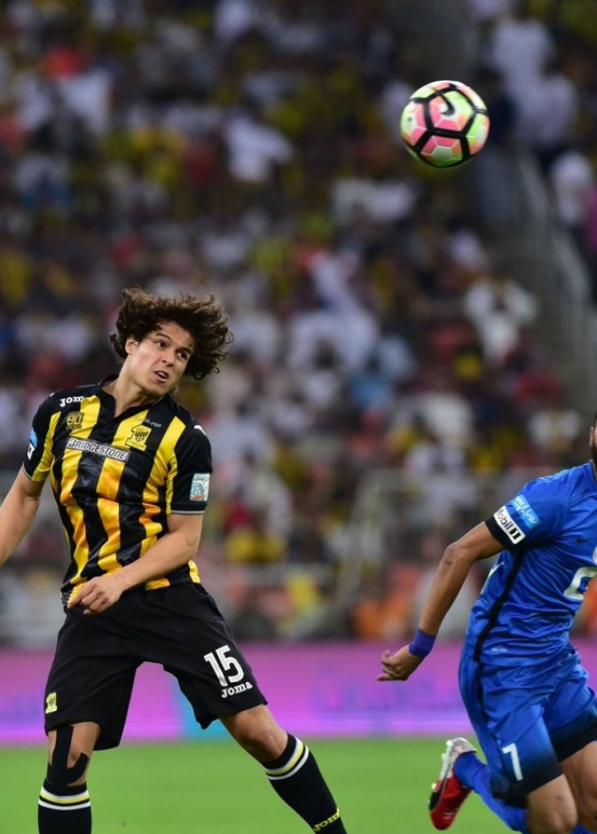 الهلال على أعتاب التتويج بلقب الدوري السعودي