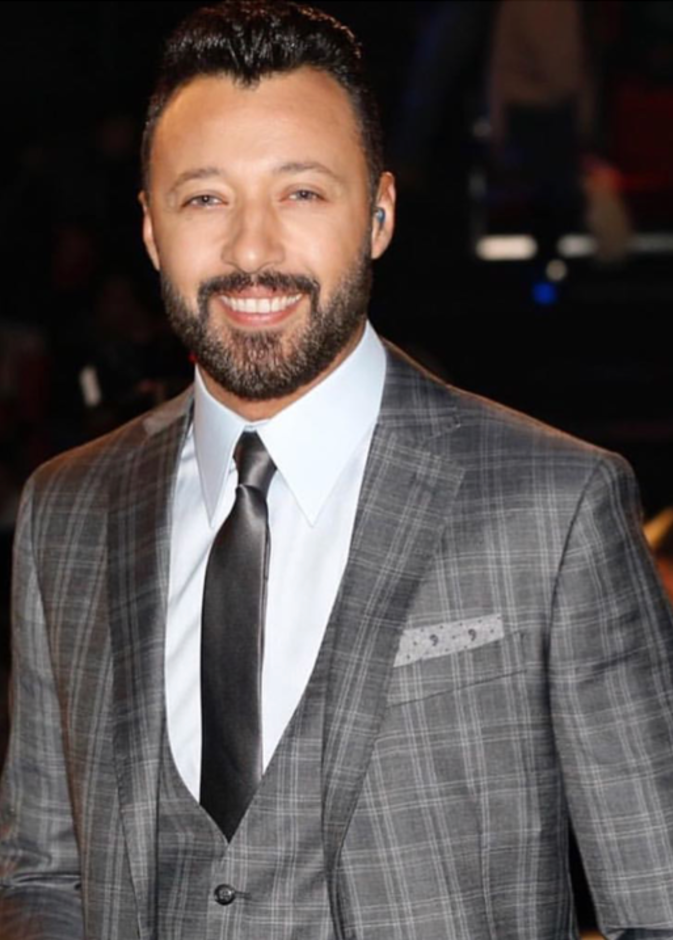 التوكسيدو يليق بأحمد فهمي
