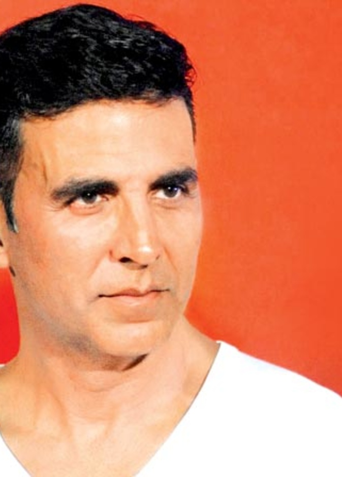 أكشاي كومار يرفض الجدل القائم حول الجائزة الوطنية